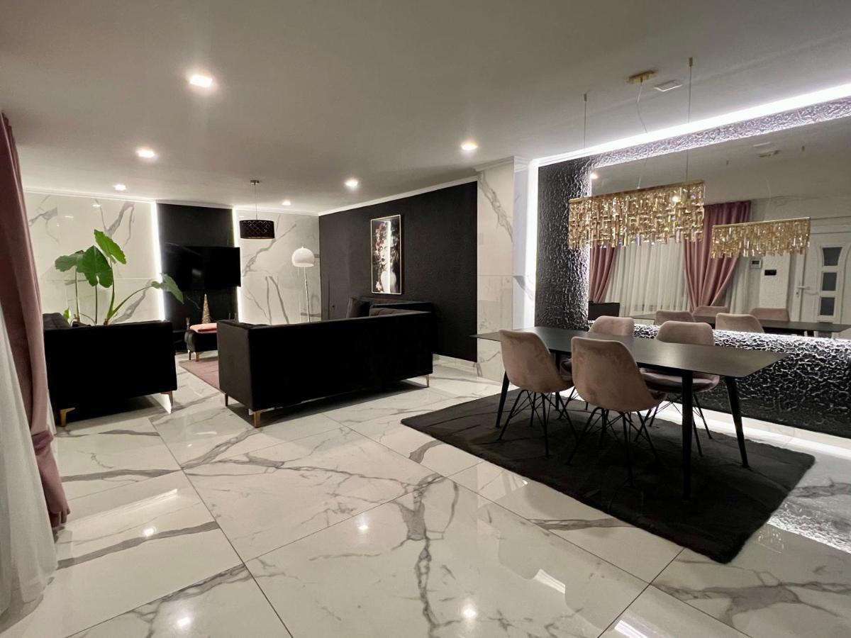 Golden House Villa Osijek Ngoại thất bức ảnh