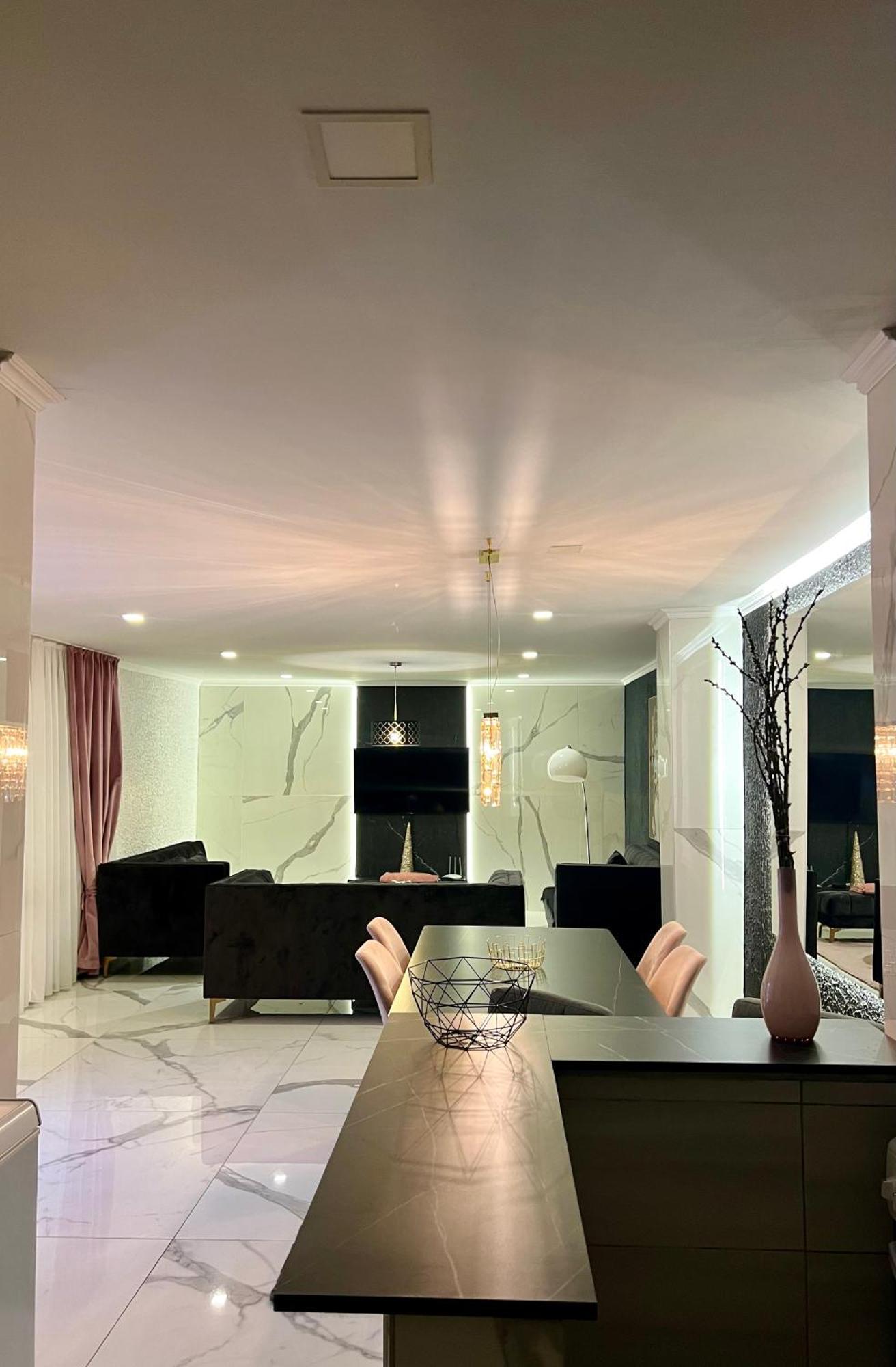 Golden House Villa Osijek Ngoại thất bức ảnh